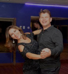 Private Dance Lessons for Adults